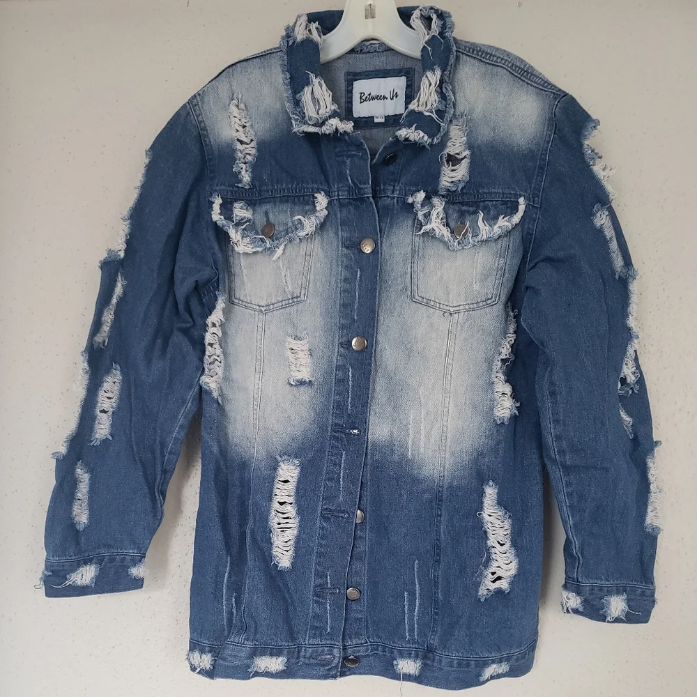 Denim Jacket distressed - Picture 1 of 6